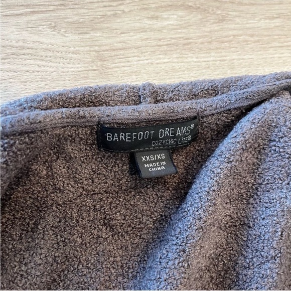 Barefoot dreams cozy cardigan - Picture 4 of 5